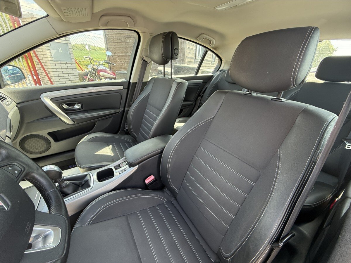 Renault Laguna Liftback 1,5 l 81 kw