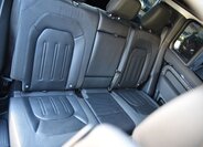 Land Rover Defender SUV 3,0 l 183 kw