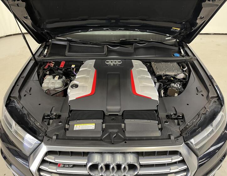 Audi SQ7 35