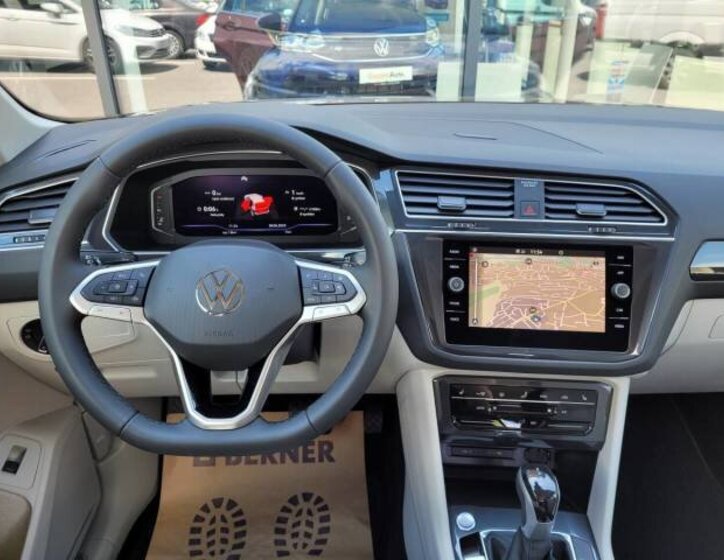 Volkswagen Tiguan SUV 1,5 l 110 kw