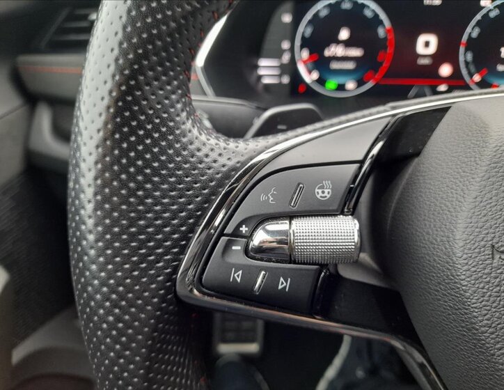 Škoda Octavia Kombi 2,0 l 180 kw