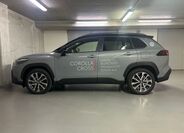 Toyota Corolla Cross 8
