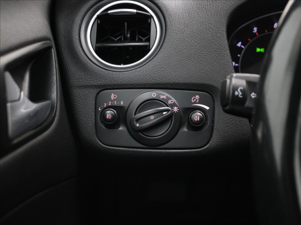 Ford Mondeo Kombi 2,0 l 103 kw