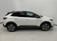 Opel Grandland X SUV 1,2 l 96 kw