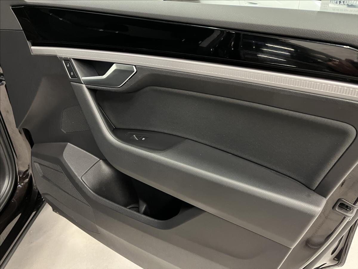 Volkswagen Touareg SUV / Terénní 3,0 l 170 kw