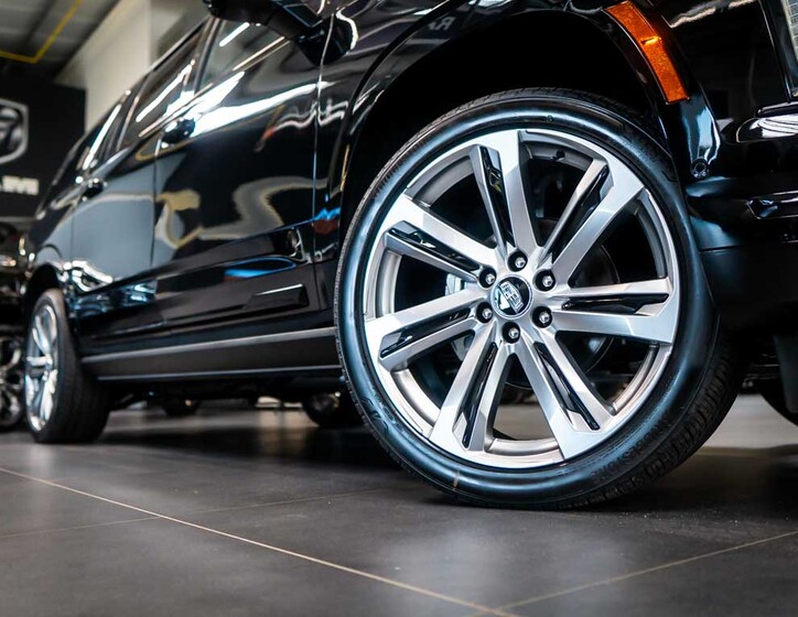 Cadillac Escalade 50