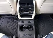 BMW X7 SUV / Terénní 3,0 l 250 kw