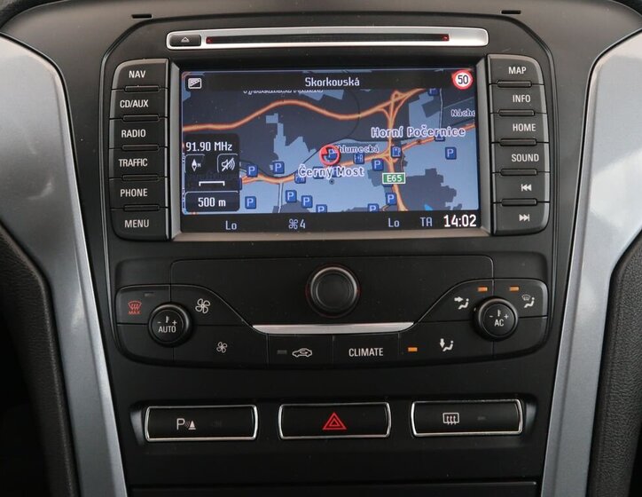 Ford Mondeo Kombi 2,0 l 103 kw