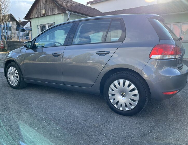 Volkswagen Golf Hatchback 1,6 l 75 kw