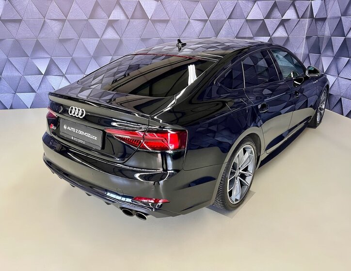 Audi S5 7