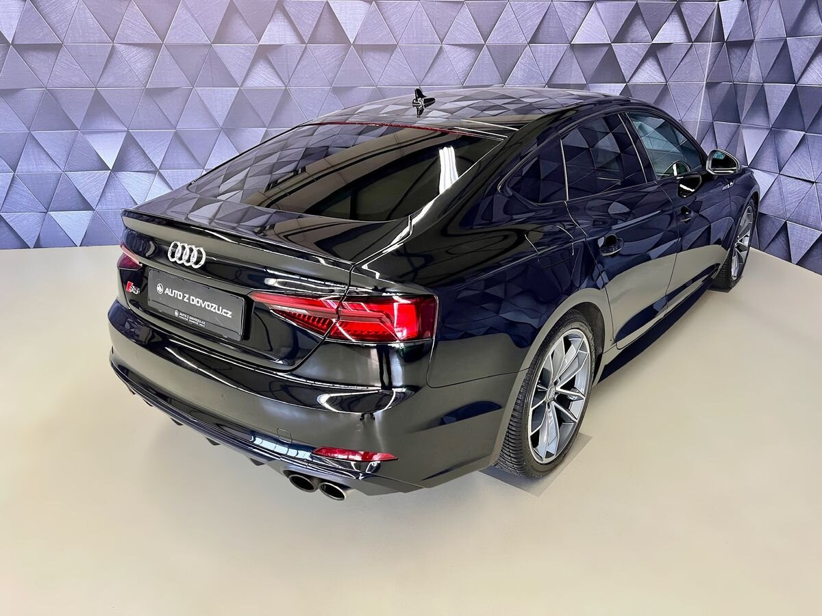 Audi S5