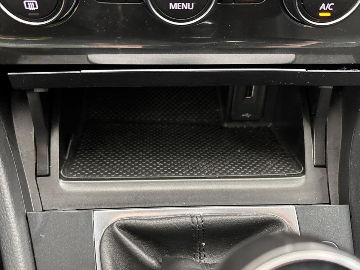 Volkswagen Golf Kombi 1,5 l 96 kw