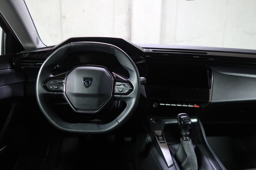 Peugeot 308 Hatchback 1,2 l 96 kw