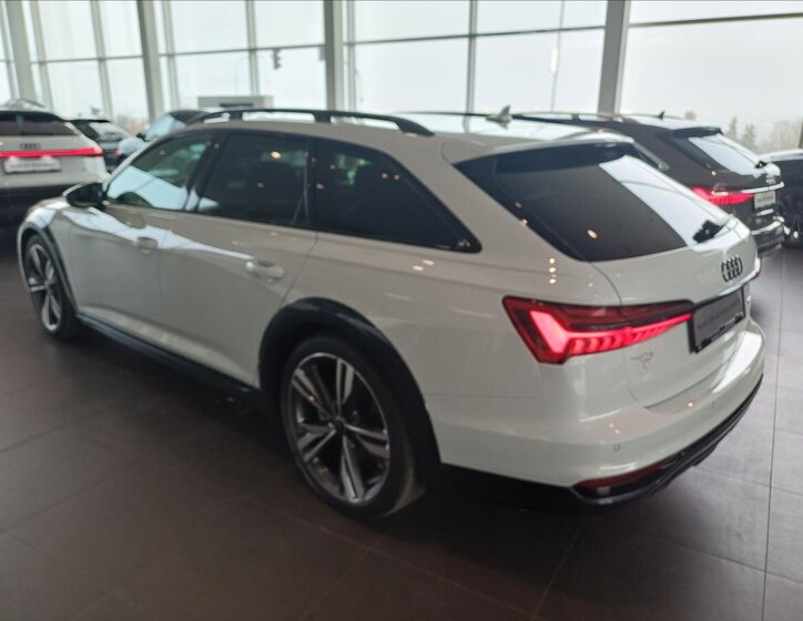 Audi A6 Allroad Kombi 3,0 l 210 kw