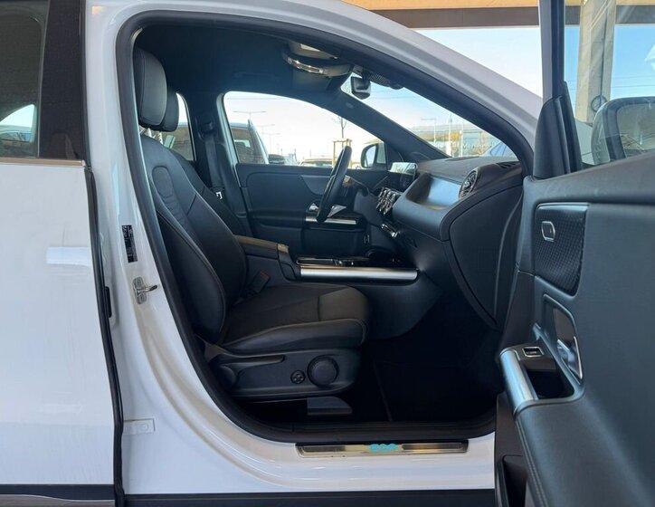 Mercedes-Benz EQA SUV / Terénní 0,0 140 kw