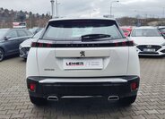 Peugeot 2008 SUV 1,2 l 96 kw