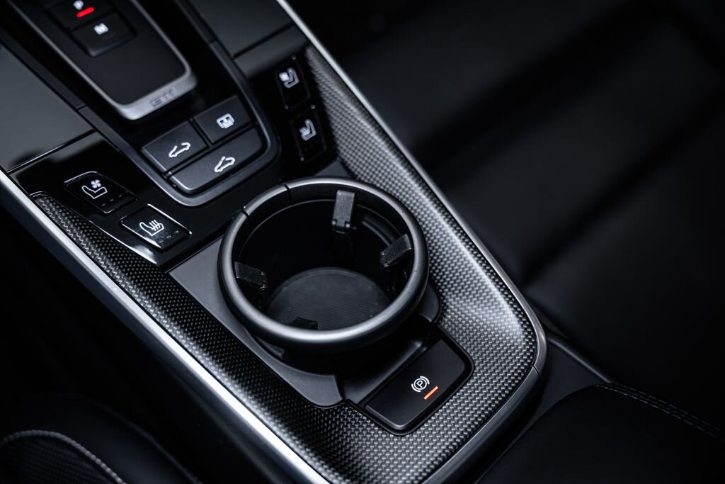 Porsche Ostatní Kupé 3,8 l 478 kw