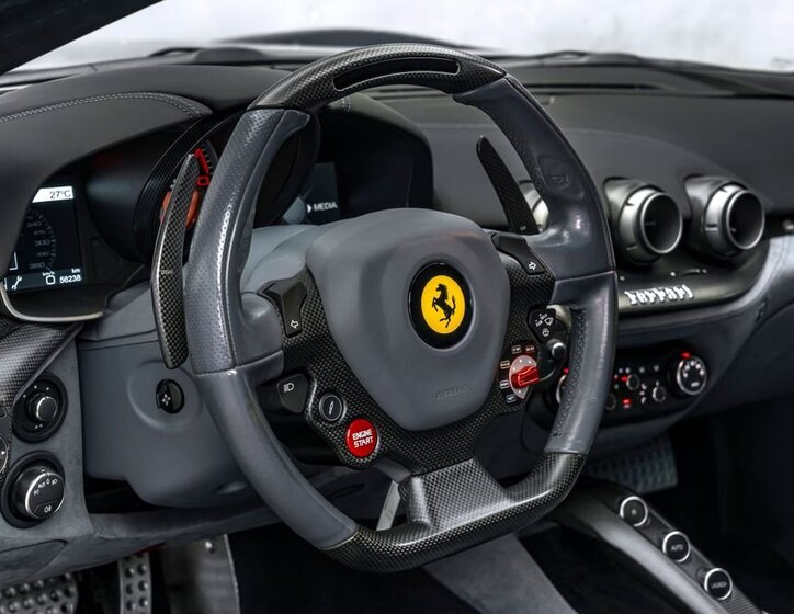 Ferrari F12 Berlinetta 23