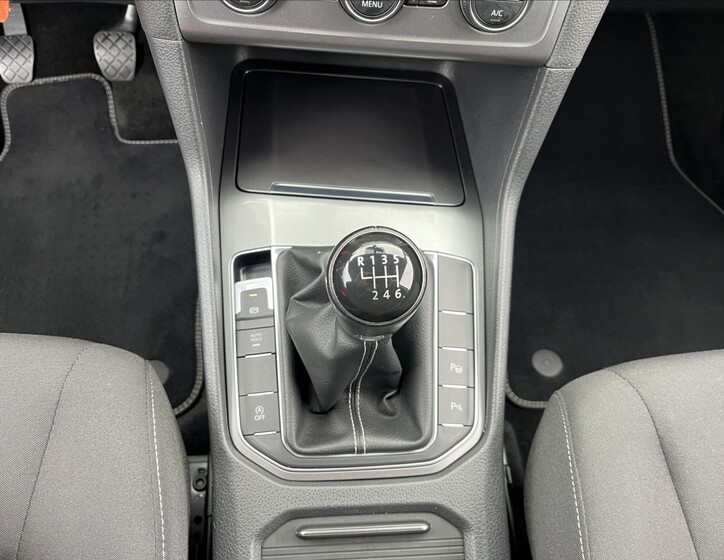 Volkswagen Golf Sportsvan 25