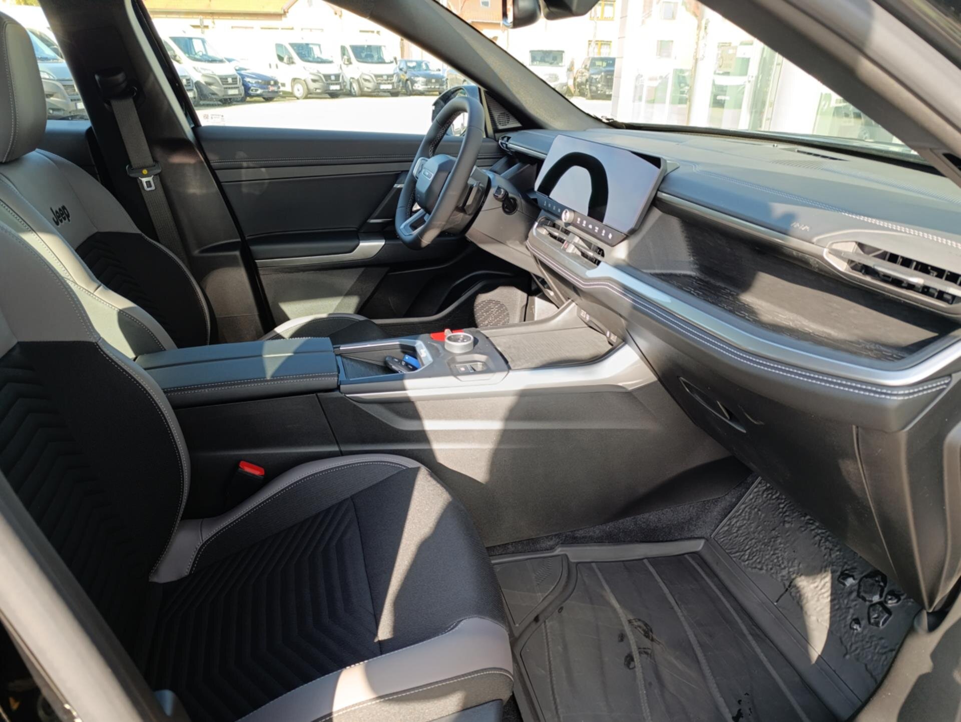 Jeep Compass SUV / Terénní 1,2 l 107 kw