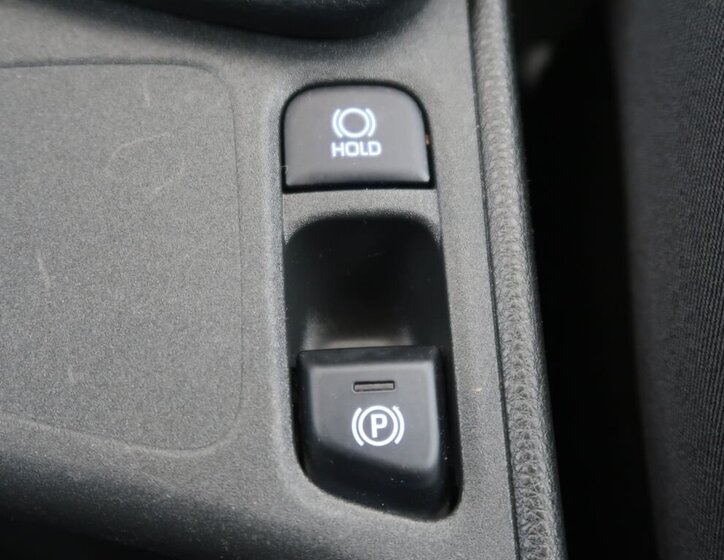 Toyota Yaris Hatchback 1,5 l 68 kw