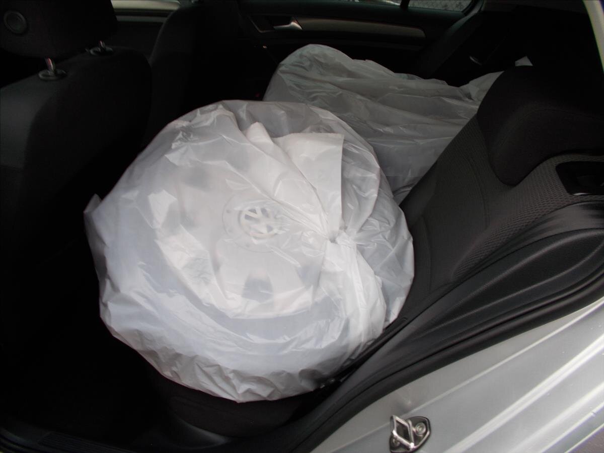 Volkswagen Golf Hatchback 1,6 l 77 kw