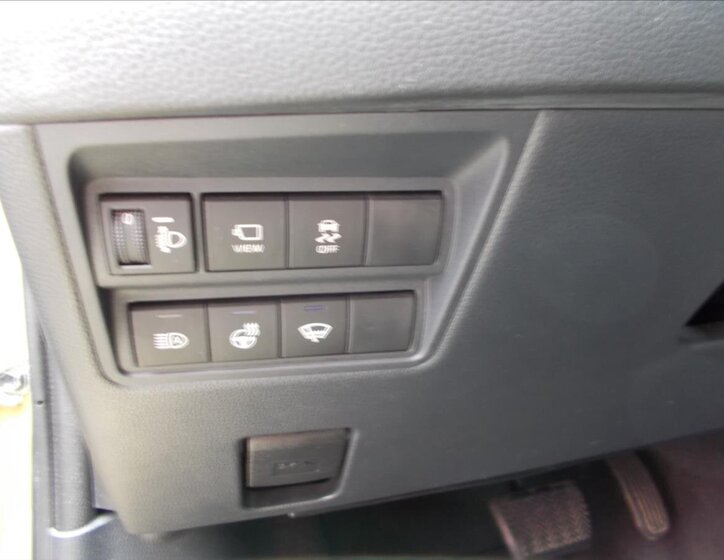 Toyota Yaris Cross 29