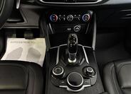 Alfa Romeo Stelvio 30