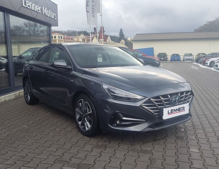 Hyundai i30 Liftback 1,5 l 117 kw