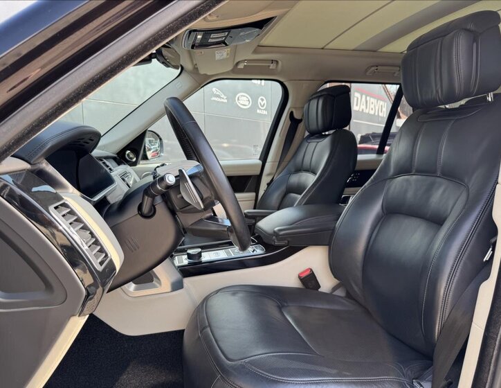 Land Rover Range Rover SUV / Terénní 4,4 l 250 kw