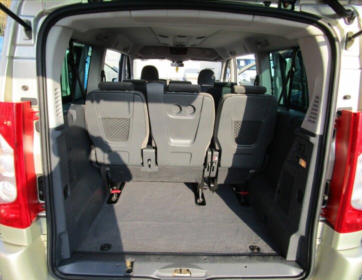 Citroën Jumpy Ostatní 2,0 l 120 kw