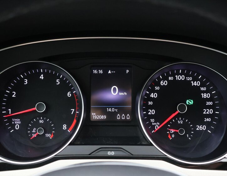 Volkswagen Passat Kombi 1,4 l 110 kw