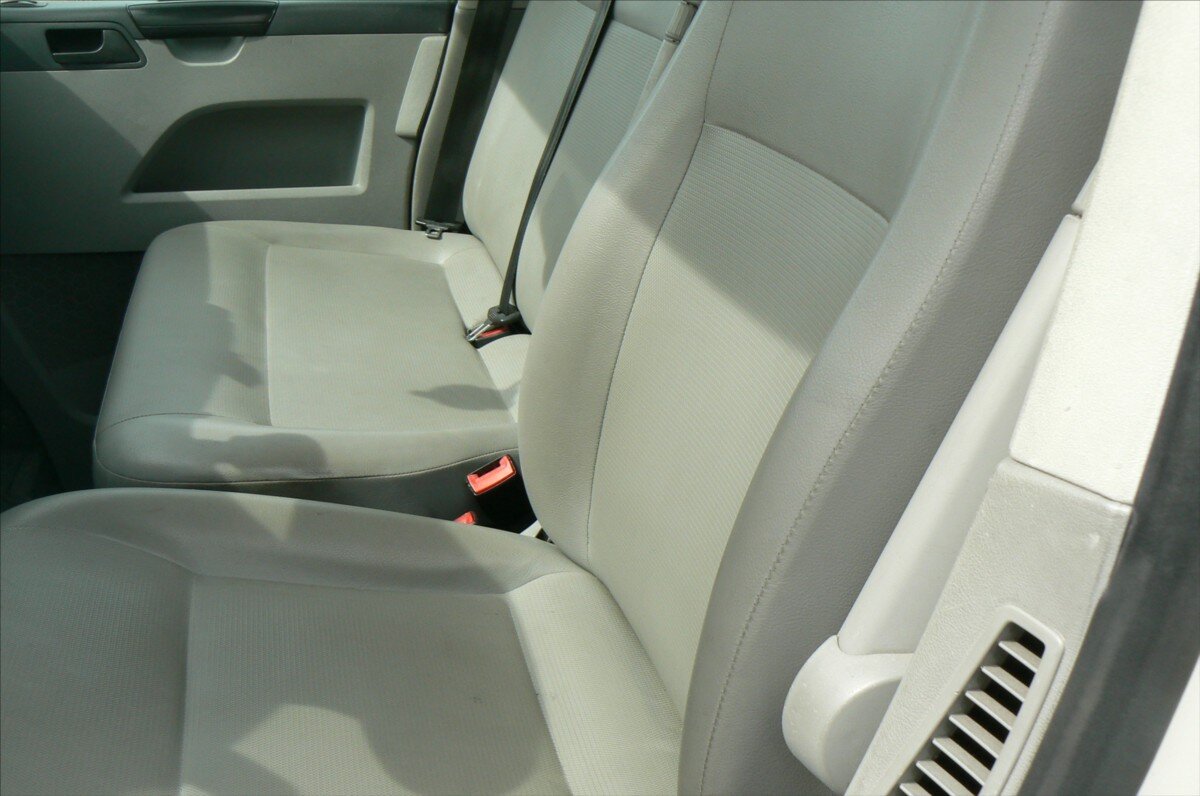 Volkswagen Transporter MPV 2,0 l 103 kw