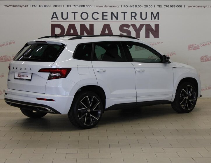 Škoda Karoq SUV / Terénní 1,5 l 110 kw