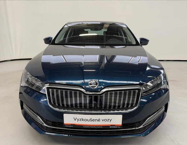 Škoda Superb Liftback 1,4 l 160 kw