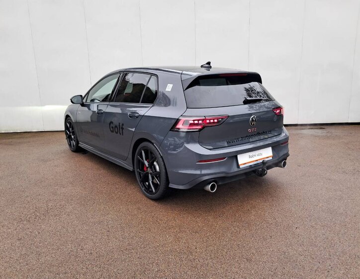 Volkswagen Golf Hatchback 2,0 l 195 kw