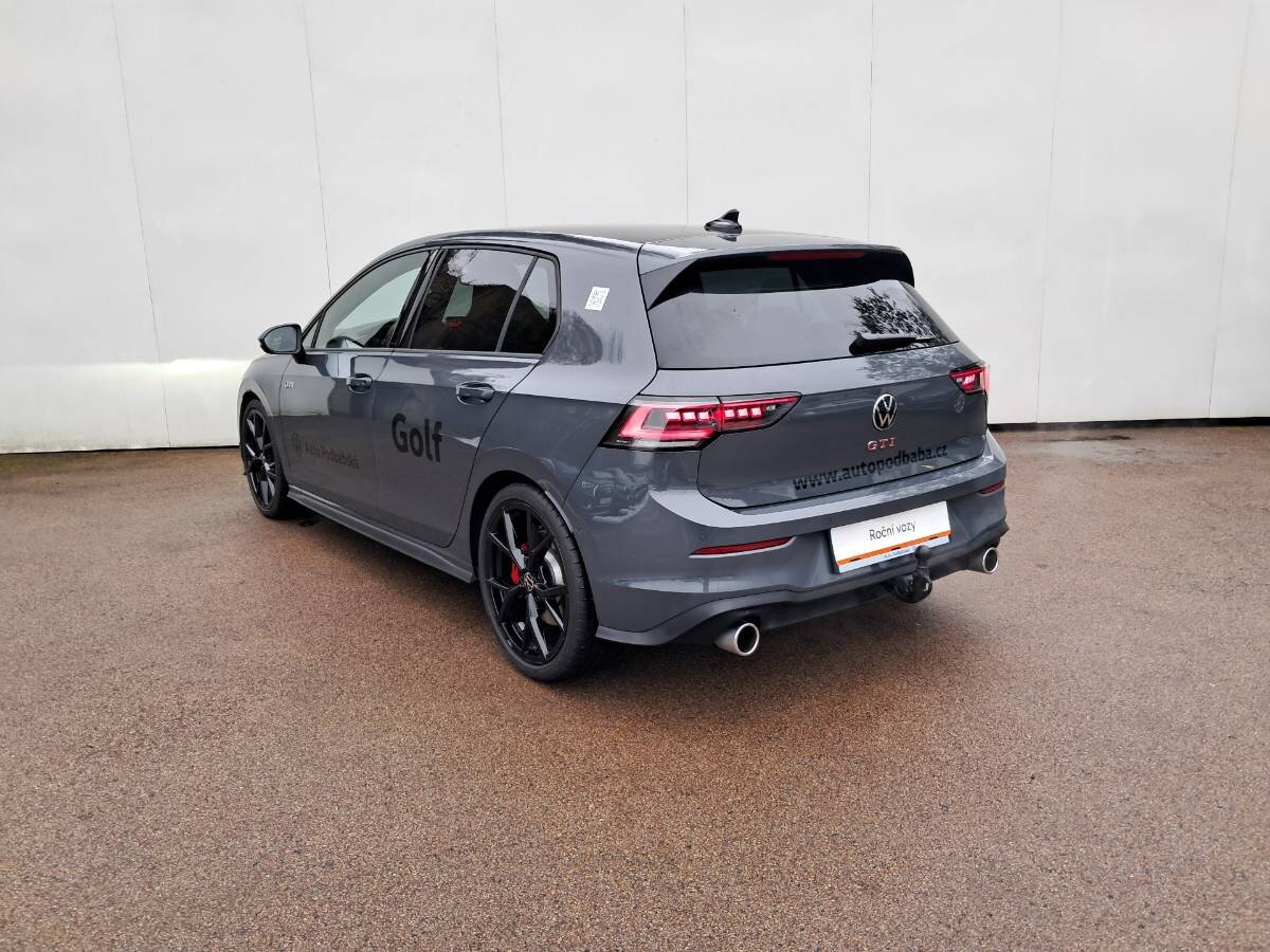 Volkswagen Golf Hatchback 2,0 l 195 kw