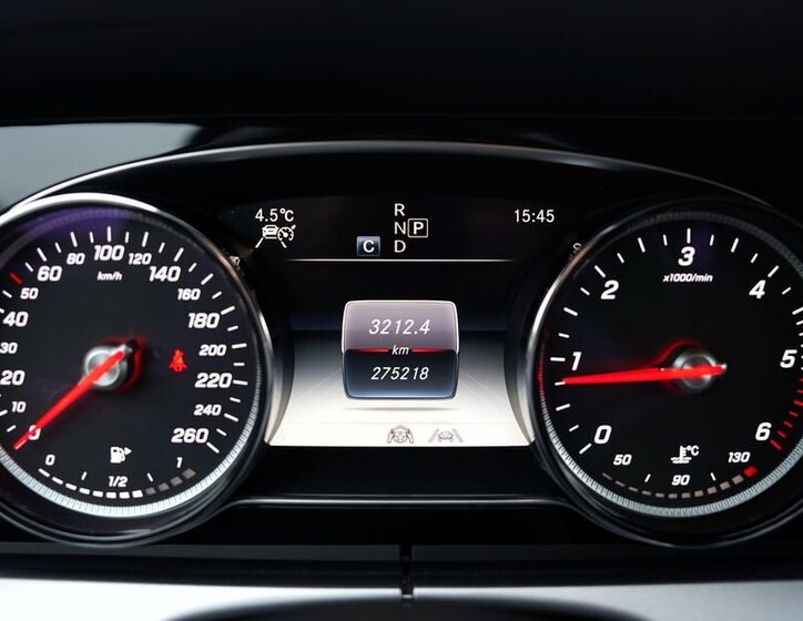 Mercedes-Benz Třídy E Kombi 2,0 l 143 kw