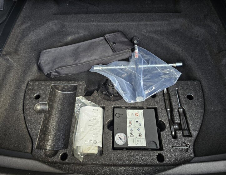 Volkswagen Touran Kombi 1,4 l 110 kw