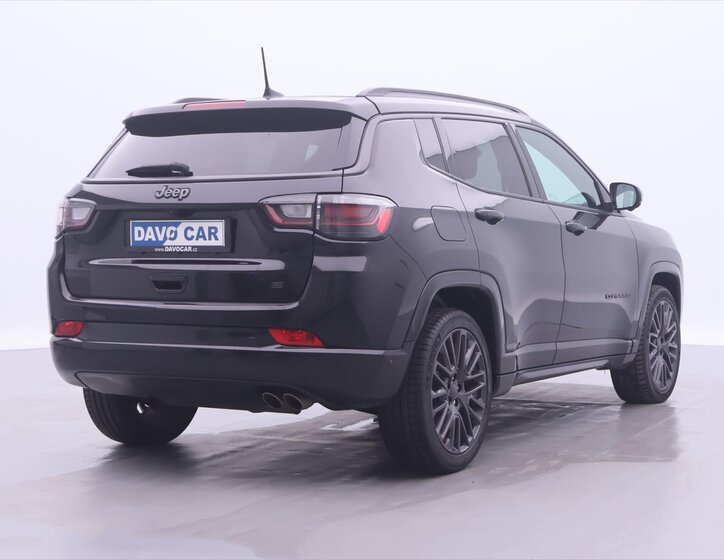 Jeep Compass SUV 1,3 l 110 kw