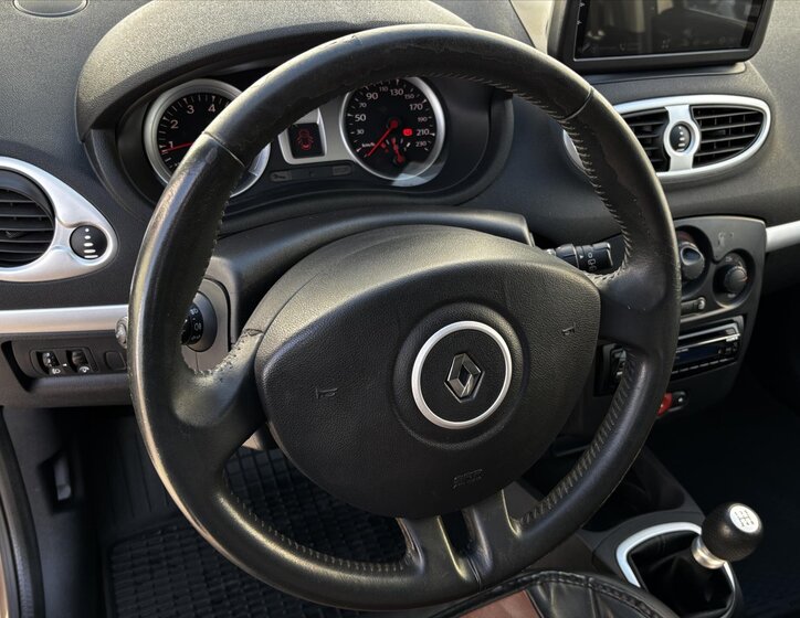 Renault Clio Kombi 1,1 l 74 kw