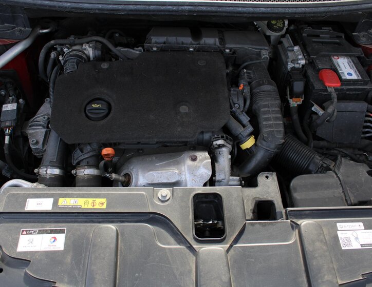 Peugeot 3008 SUV / Terénní 1,5 l 96 kw