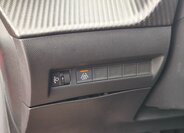 Peugeot 208 Hatchback 1,2 l 74 kw