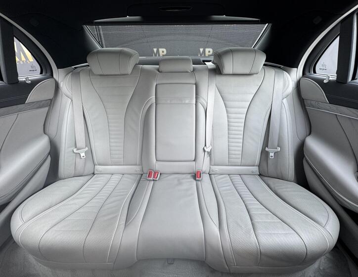 Mercedes-Benz Třídy S 19