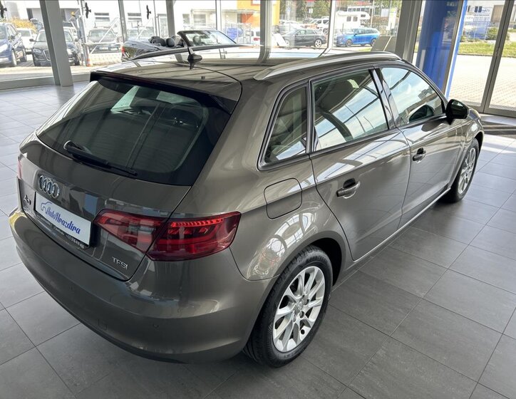 Audi A3 Hatchback 1,4 l 90 kw