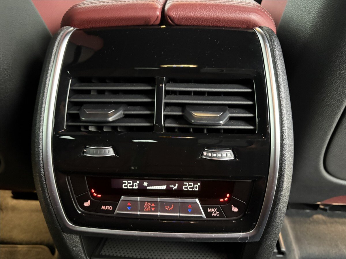 BMW X6 SUV / Terénní 3,0 l 245 kw