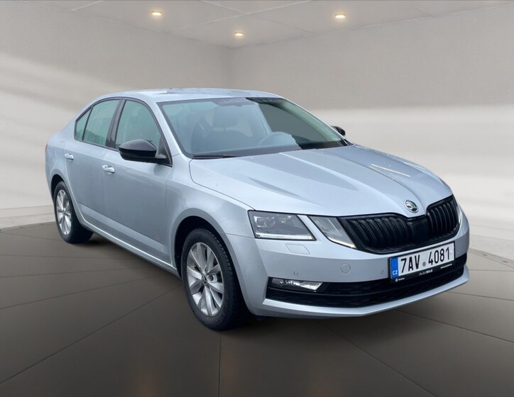 Škoda Octavia 1