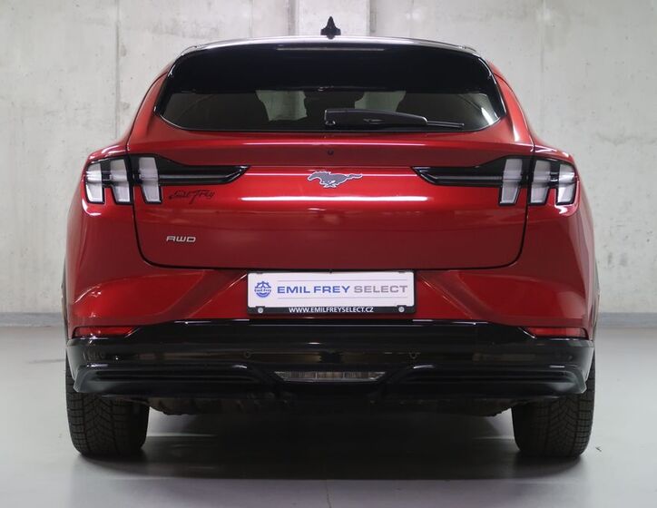 Ford Mustang Mach-E 6