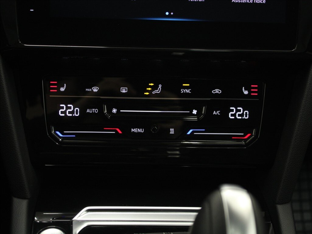 Volkswagen Arteon Liftback 2,0 l 206 kw