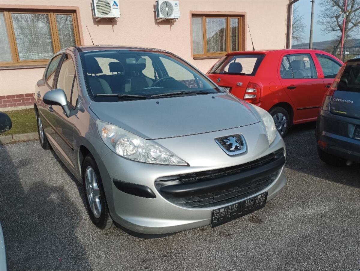 Peugeot 207 Hatchback 1,4 l 54 kw